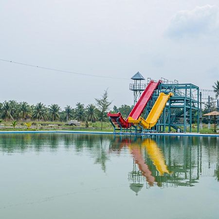 Kanopi Tipi Hotel Kampung Sungai Rengit Exterior foto